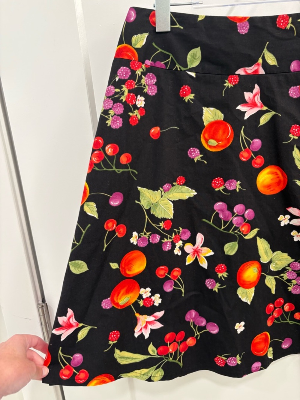 Vintage Y2K Black Rafaella Fruit Flower Print Novelty A-line Skirt Size 10 - Picture 2 of 9